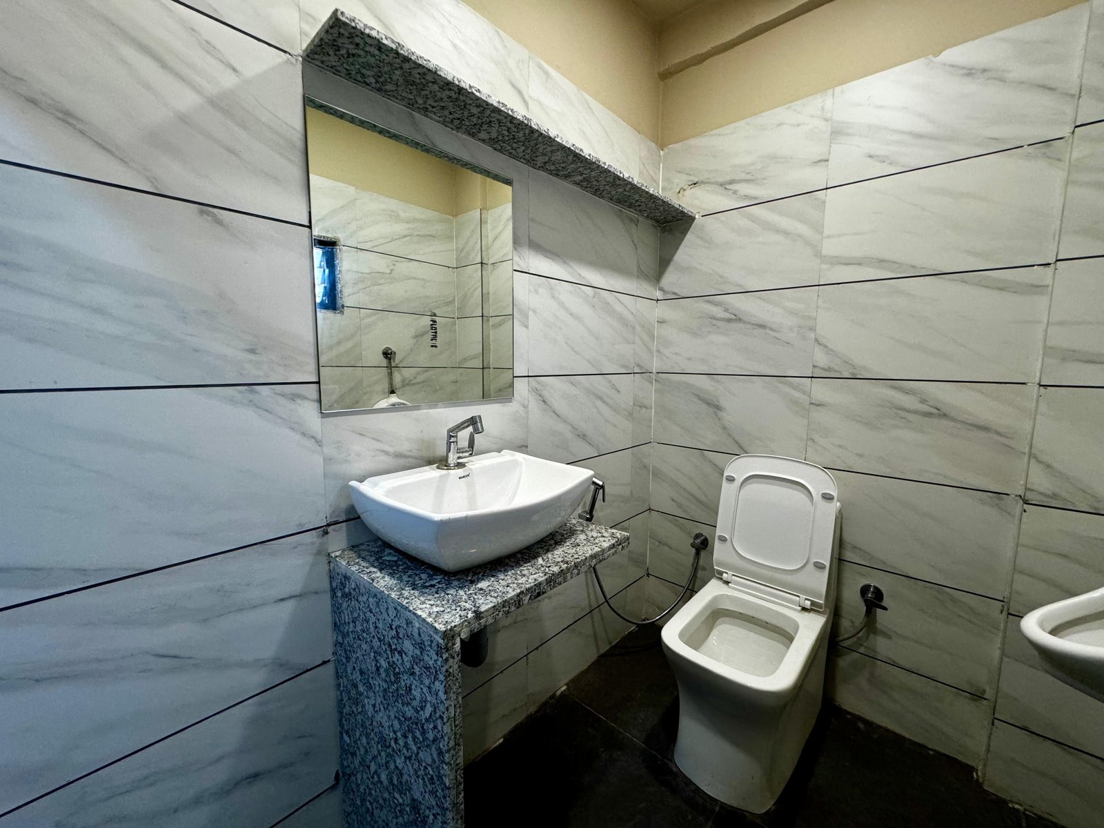 Thumbnail 1: Four Sharing Room